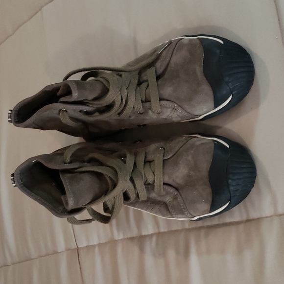 Posture Foundation Sneaker Boots, Sz 8 - Picture 2 of 5